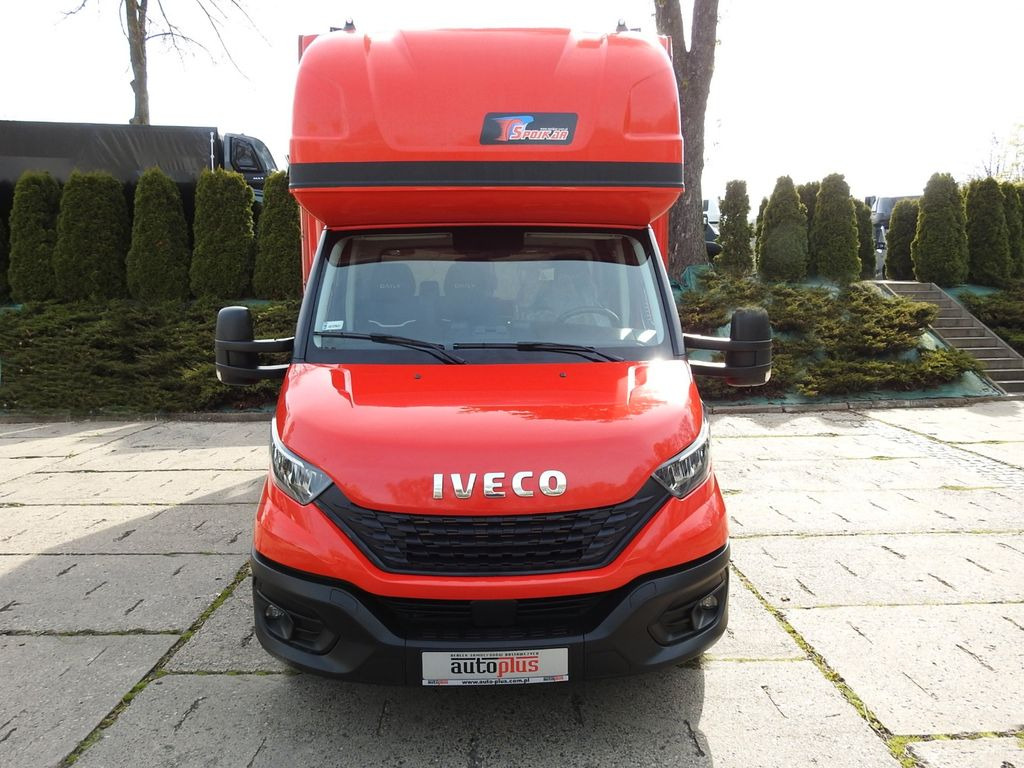 Iveco DAILY 35S18 PRITSCHE PLANE 10 PALETTEN WEBASTO - Furgoneta con caja de lona: foto 5 Iveco DAILY 35S18 PRITSCHE PLANE 10 PALETTEN WEBASTO - Furgoneta con caja de lona: foto 5