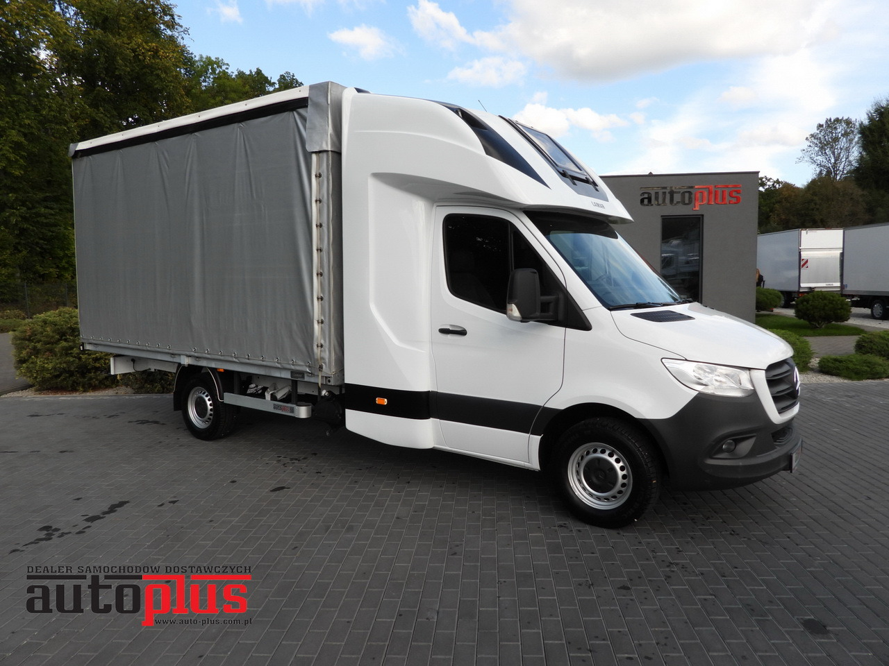 MERCEDES SPRINTER 316 TARPAULIN 8 PALLETS WEBASTO CRUISE CONTROL AIR CONDITIONING 160HP - Furgoneta con caja de lona: foto 1 MERCEDES SPRINTER 316 TARPAULIN 8 PALLETS WEBASTO CRUISE CONTROL AIR CONDITIONING 160HP - Furgoneta con caja de lona: foto 1