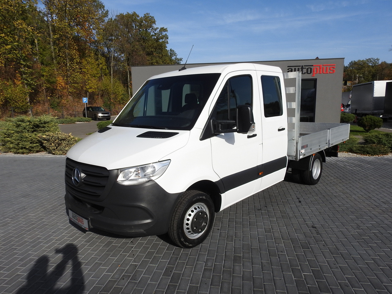 Furgoneta combi MERCEDES SPRINTER 516 STAKE BODY DOUBLE CABIN DOKA 6 SEATS CRUISE CONTROL AIR CONDITIONING TWIN WHEELS 160HP: foto 17 Furgoneta combi MERCEDES SPRINTER 516 STAKE BODY DOUBLE CABIN DOKA 6 SEATS CRUISE CONTROL AIR CONDITIONING TWIN WHEELS 160HP: foto 17