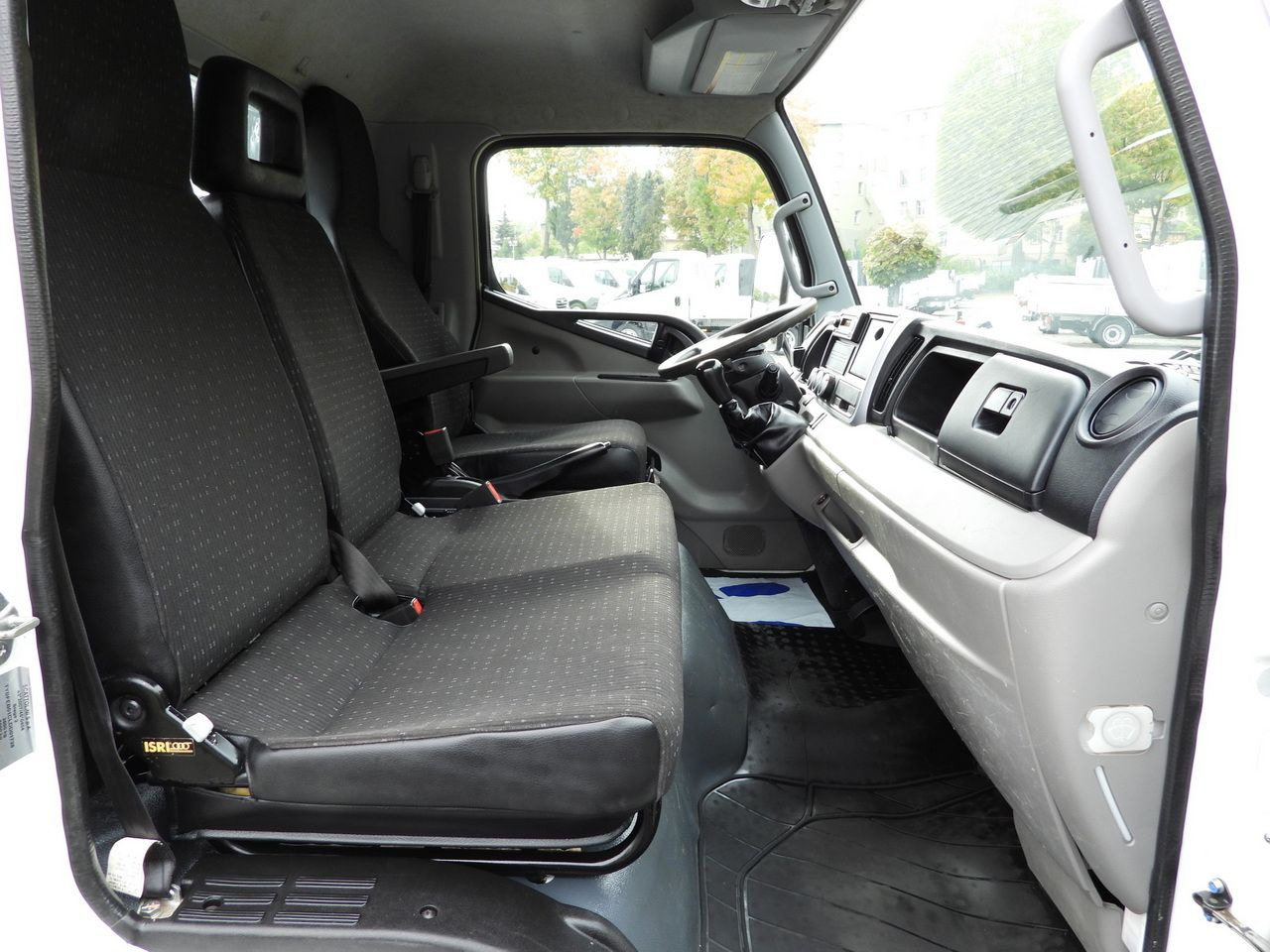 Leasing de MITSUBISHI CANTER FUSO 3C15 THREE-WAY TIPPER 3 SEATS LED LIGHTS TWIN WHEELS  150HP MITSUBISHI CANTER FUSO 3C15 THREE-WAY TIPPER 3 SEATS LED LIGHTS TWIN WHEELS  150HP: foto 49