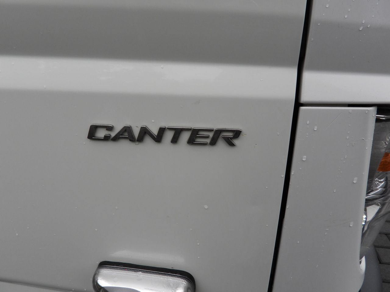 Leasing de MITSUBISHI CANTER FUSO 3C15 THREE-WAY TIPPER 3 SEATS LED LIGHTS TWIN WHEELS  150HP MITSUBISHI CANTER FUSO 3C15 THREE-WAY TIPPER 3 SEATS LED LIGHTS TWIN WHEELS  150HP: foto 25