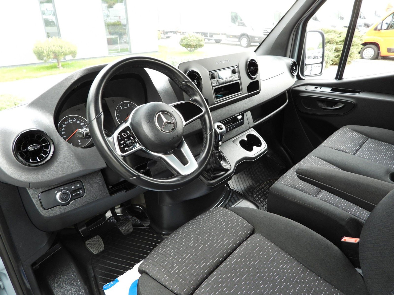 Mercedes-Benz SPRINTER 315 PRITSCHE 8 PALETTEN TEMPOMAT - Caja abierta furgoneta: foto 2 Mercedes-Benz SPRINTER 315 PRITSCHE 8 PALETTEN TEMPOMAT - Caja abierta furgoneta: foto 2