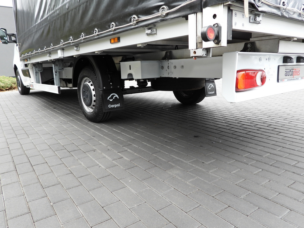 Furgoneta con caja de lona OPEL MOVANO TARPAULIN 10 PALLETS WEBASTO CRUISE CONTROL LED LIGHTS PNEUMATICS AIR CONDITIONING 165HP: foto 16 Furgoneta con caja de lona OPEL MOVANO TARPAULIN 10 PALLETS WEBASTO CRUISE CONTROL LED LIGHTS PNEUMATICS AIR CONDITIONING 165HP: foto 16