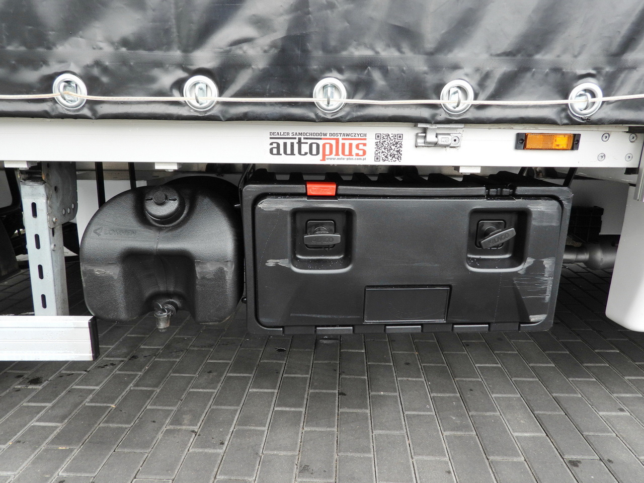 Furgoneta con caja de lona OPEL MOVANO TARPAULIN 10 PALLETS WEBASTO CRUISE CONTROL LED LIGHTS PNEUMATICS AIR CONDITIONING 165HP: foto 23 Furgoneta con caja de lona OPEL MOVANO TARPAULIN 10 PALLETS WEBASTO CRUISE CONTROL LED LIGHTS PNEUMATICS AIR CONDITIONING 165HP: foto 23