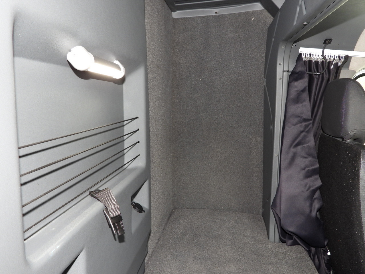 Furgoneta con caja de lona OPEL MOVANO TARPAULIN 10 PALLETS WEBASTO CRUISE CONTROL LED LIGHTS PNEUMATICS AIR CONDITIONING 165HP: foto 42 Furgoneta con caja de lona OPEL MOVANO TARPAULIN 10 PALLETS WEBASTO CRUISE CONTROL LED LIGHTS PNEUMATICS AIR CONDITIONING 165HP: foto 42