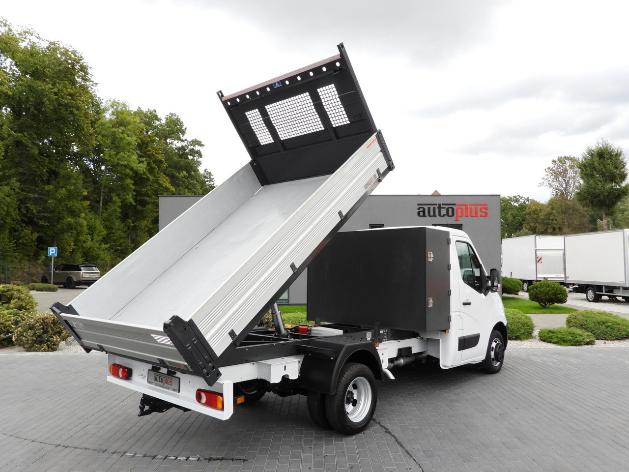OPEL MOVANO TIPPER NAVIGATION LED LIGHTS TWIN WHEELS AIR CONDITIONING 145HP - Volquete furgoneta: foto 3 OPEL MOVANO TIPPER NAVIGATION LED LIGHTS TWIN WHEELS AIR CONDITIONING 145HP - Volquete furgoneta: foto 3