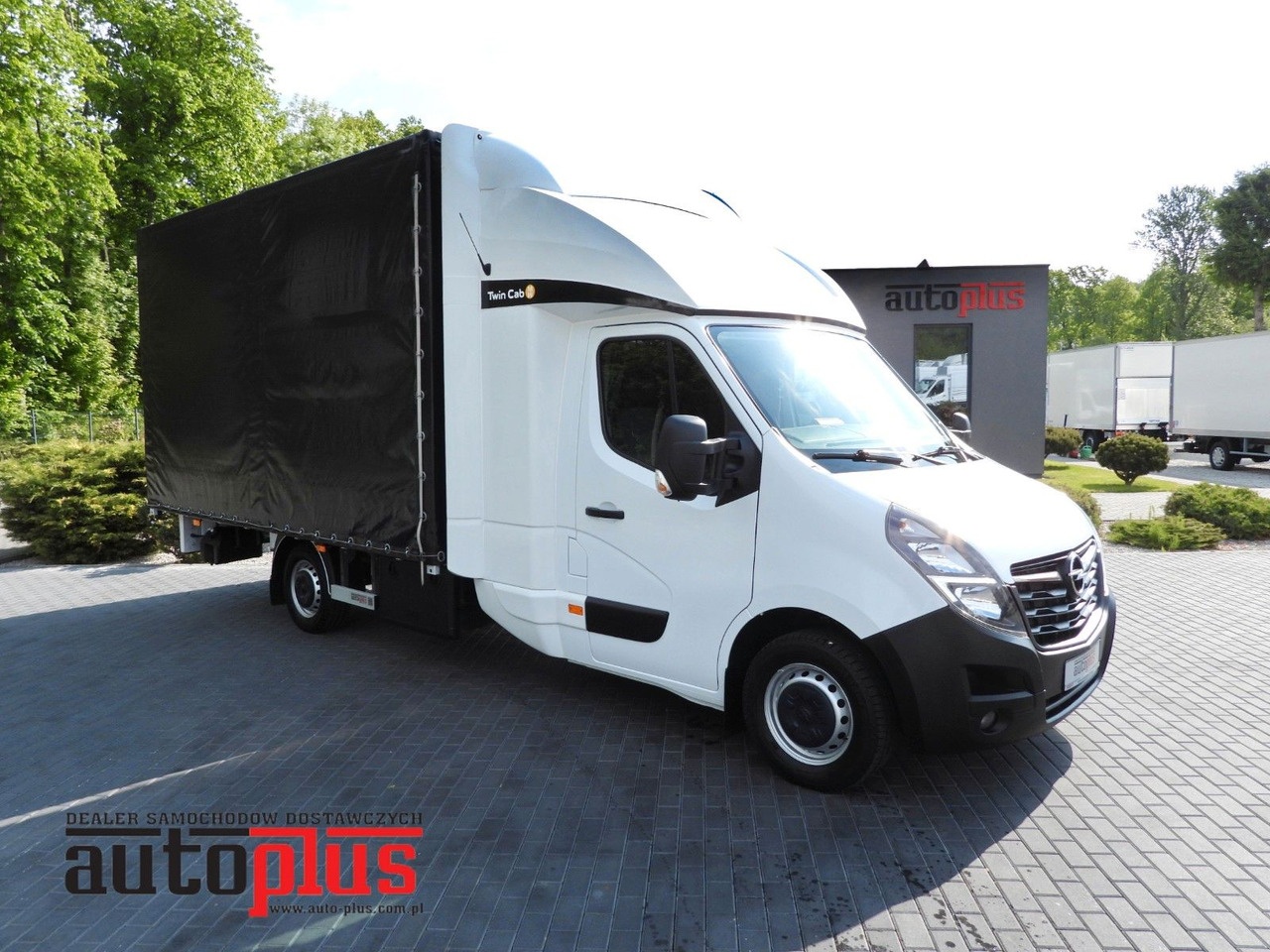 Opel MOVANO PRITSCHE PLANE 10 PALETTEN WEBASTO A/C Opel MOVANO PRITSCHE PLANE 10 PALETTEN WEBASTO A/C - Furgoneta con caja de lona, Furgoneta combi: foto 1 Opel MOVANO PRITSCHE PLANE 10 PALETTEN WEBASTO A/C Opel MOVANO PRITSCHE PLANE 10 PALETTEN WEBASTO A/C - Furgoneta con caja de lona, Furgoneta combi: foto 1