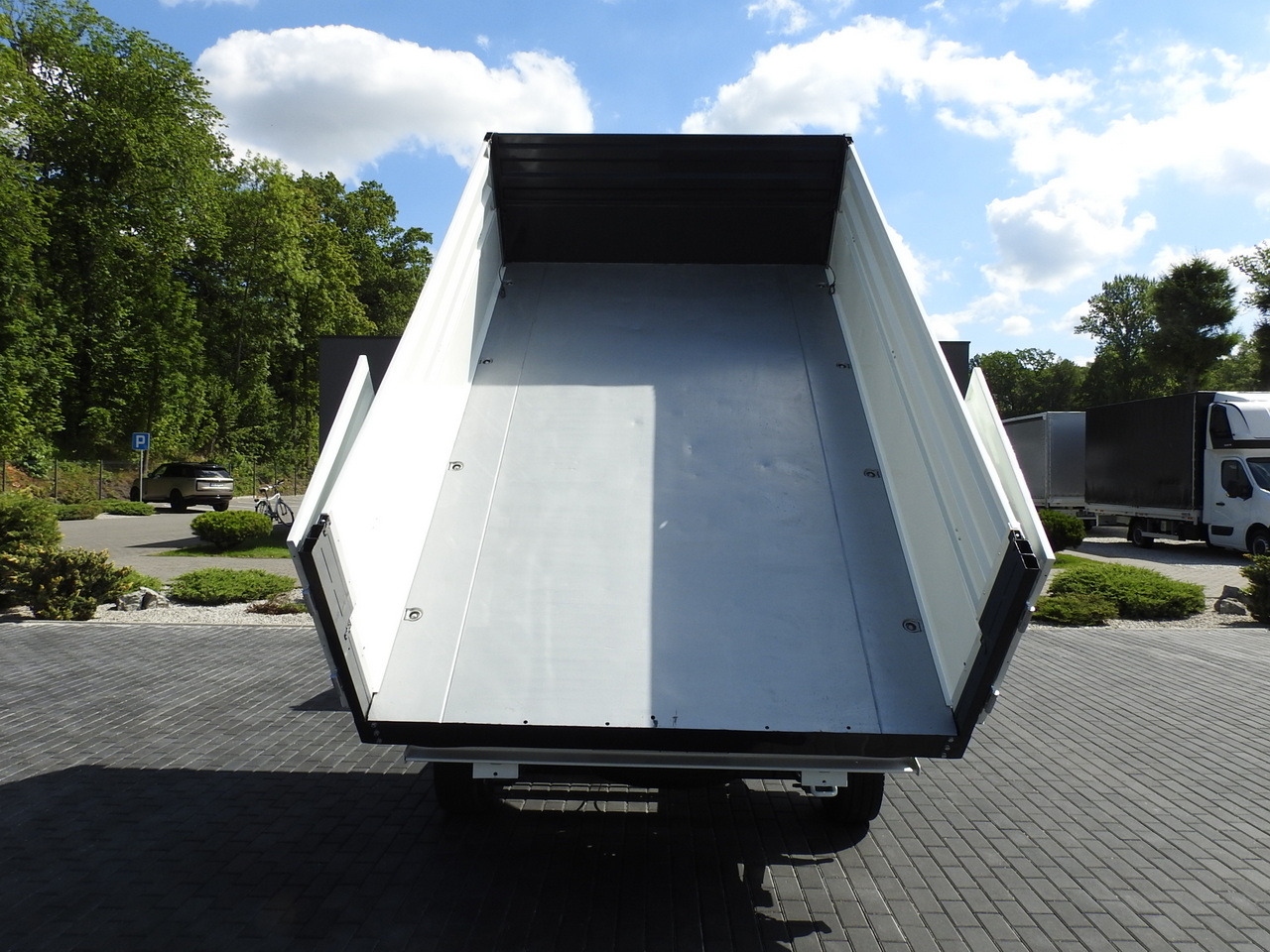 Volquete furgoneta PEUGEOT BOXER THREE-WAY TIPPER  AIR CONDITIONING  130HP: foto 14