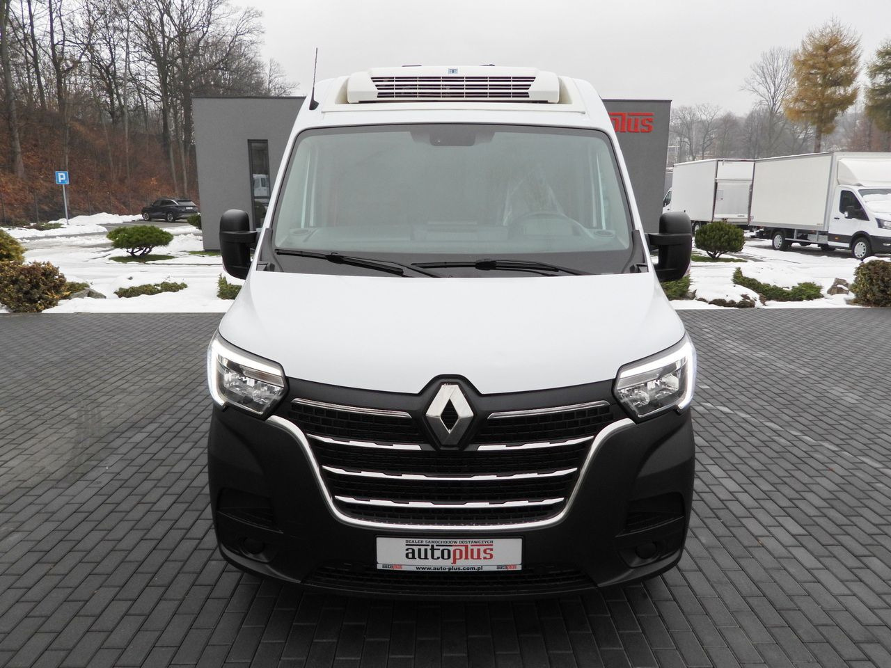 RENAULT MASTER REFRIGERATOR VAN -10*C POWER SUPPLY 230V CRUISE CONTROL NAVIGATION LED LIGHTS AIR CONDITIONING 150HP - Furgoneta frigorifica: foto 5 RENAULT MASTER REFRIGERATOR VAN -10*C POWER SUPPLY 230V CRUISE CONTROL NAVIGATION LED LIGHTS AIR CONDITIONING 150HP - Furgoneta frigorifica: foto 5