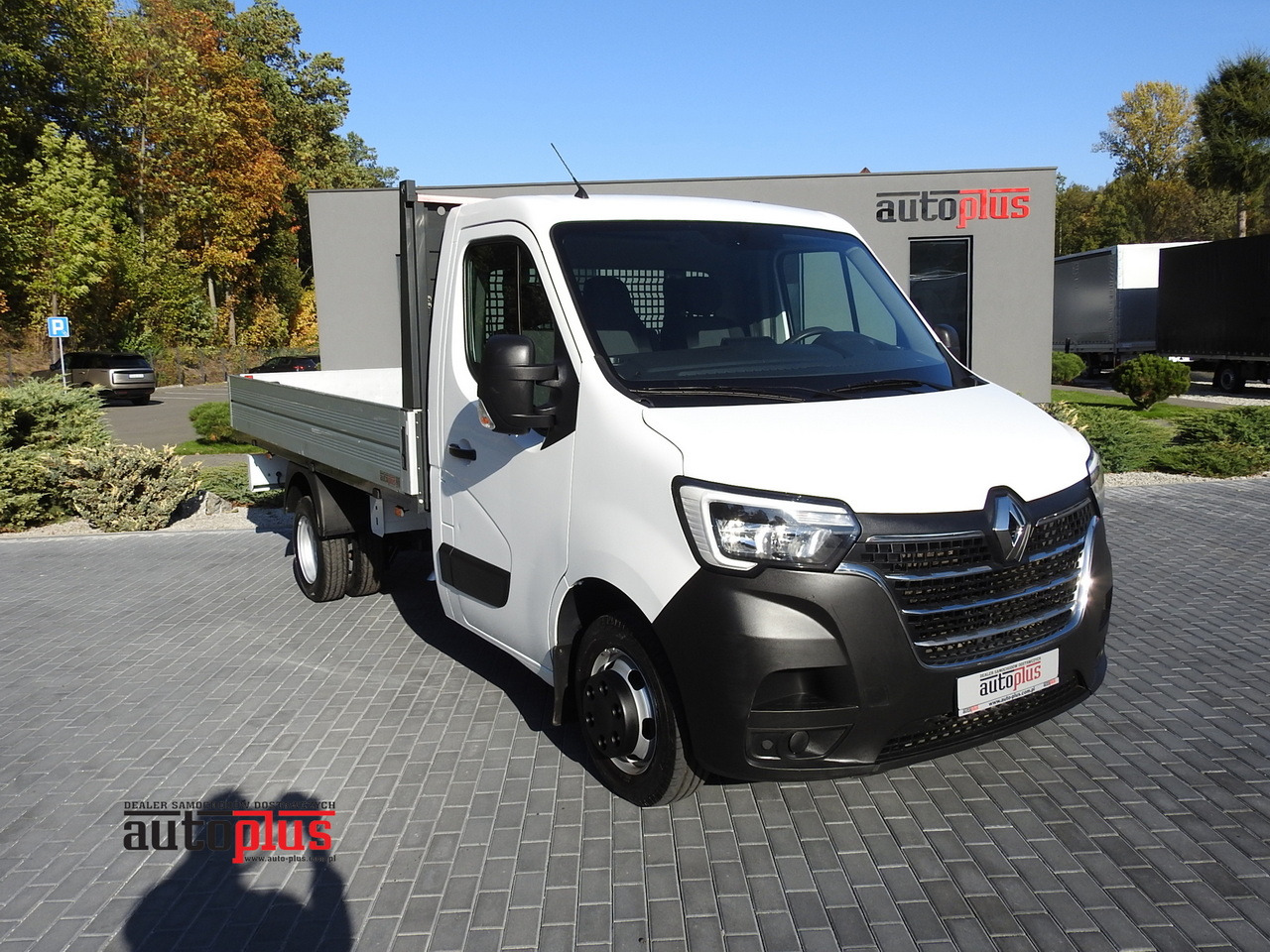 RENAULT MASTER STAKE BODY CRUISE CONTROL AIR CONDITIONING LED LIGHTS TWIN WHEELS  130HP - Caja abierta furgoneta: foto 1 RENAULT MASTER STAKE BODY CRUISE CONTROL AIR CONDITIONING LED LIGHTS TWIN WHEELS  130HP - Caja abierta furgoneta: foto 1