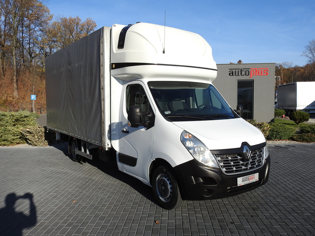 RENAULT MASTER TARPAULIN 10 PALLETS CRUISE CONTROL AIR CONDITIONING PNEUMATICS  170HP - Furgoneta con caja de lona: foto 4 RENAULT MASTER TARPAULIN 10 PALLETS CRUISE CONTROL AIR CONDITIONING PNEUMATICS  170HP - Furgoneta con caja de lona: foto 4