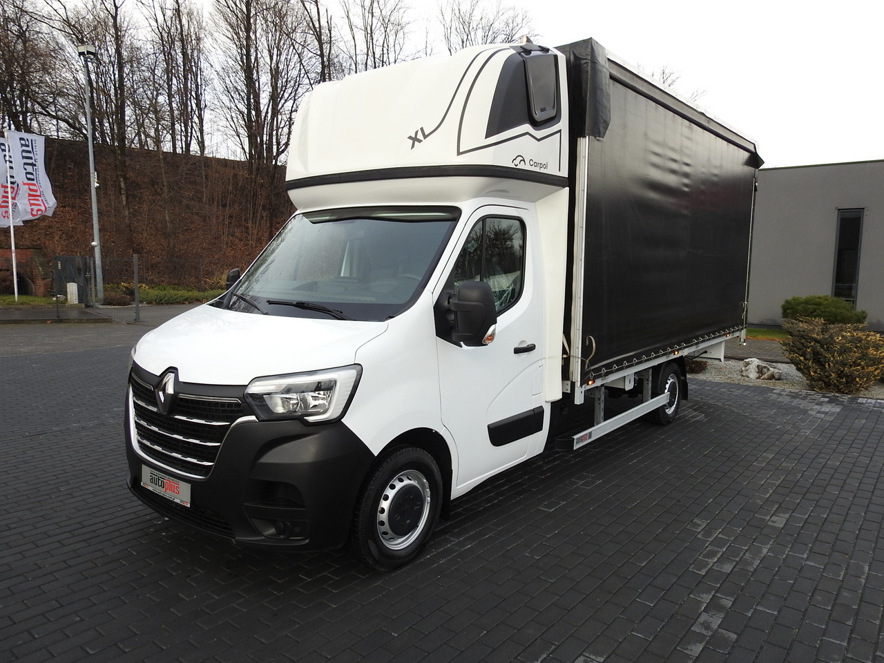 Furgoneta con caja de lona RENAULT MASTER TARPAULIN 10 PALLETS WEBASTO CRUISE CONTROL AIR CONDITIONING LED LIGHTS PNEUMATICS 165HP: foto 18 Furgoneta con caja de lona RENAULT MASTER TARPAULIN 10 PALLETS WEBASTO CRUISE CONTROL AIR CONDITIONING LED LIGHTS PNEUMATICS 165HP: foto 18