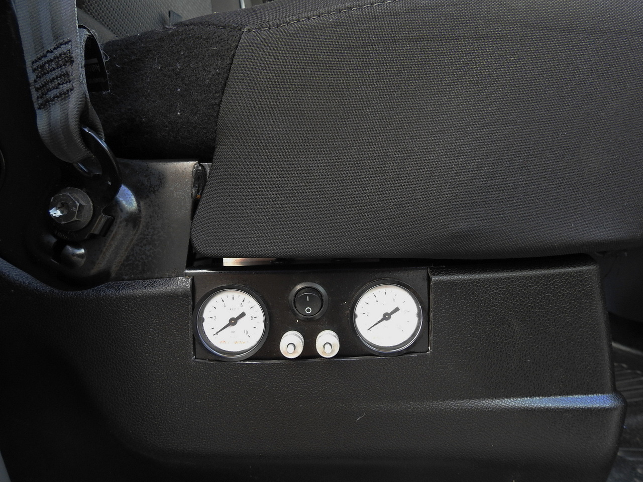 Furgoneta con caja de lona RENAULT MASTER TARPAULIN 10 PALLETS WEBASTO CRUISE CONTROL AIR CONDITIONING LED LIGHTS PNEUMATICS 165HP: foto 42 Furgoneta con caja de lona RENAULT MASTER TARPAULIN 10 PALLETS WEBASTO CRUISE CONTROL AIR CONDITIONING LED LIGHTS PNEUMATICS 165HP: foto 42