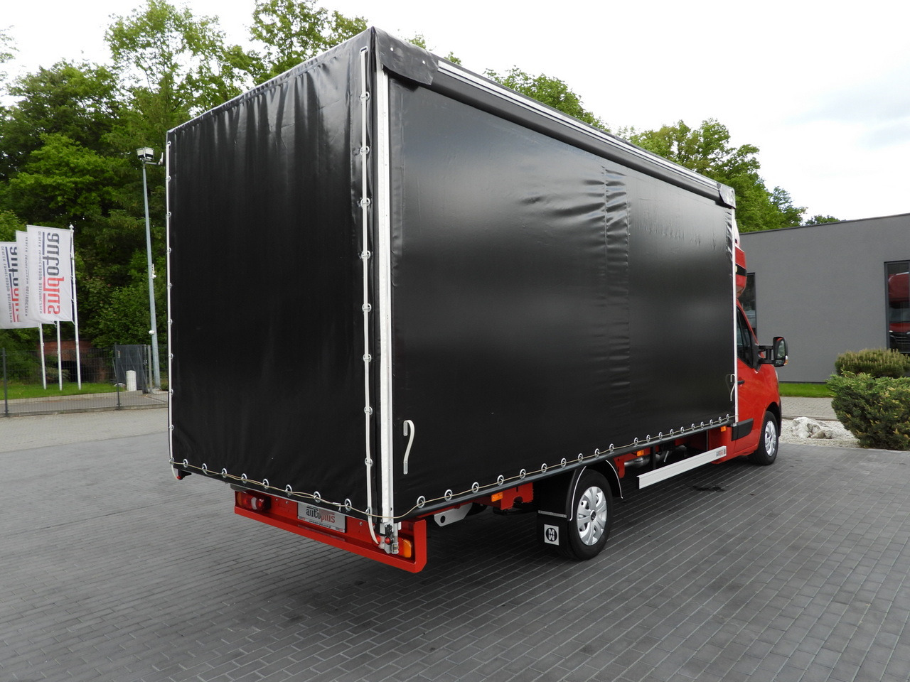Furgoneta con caja de lona RENAULT MASTER  TARPAULIN 10 PALLETS WEBASTO CRUISE CONTROL LED LIGHTS PNEUMATICS AIR CONDITIONING  165HP: foto 13