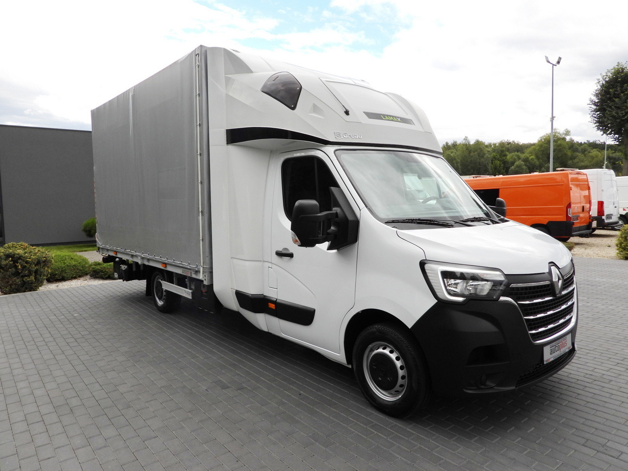RENAULT MASTER TARPAULIN LIFT 10 PALLETS WEBASTO CRUISE CONTROL LED LIGHTS AIR CONDITIONING 165HP - Furgoneta con caja de lona: foto 4 RENAULT MASTER TARPAULIN LIFT 10 PALLETS WEBASTO CRUISE CONTROL LED LIGHTS AIR CONDITIONING 165HP - Furgoneta con caja de lona: foto 4