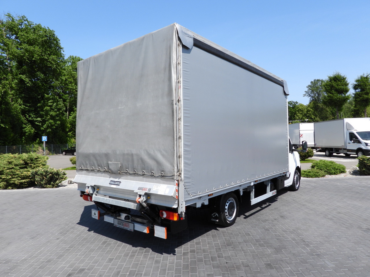 RENAULT MASTER TARPAULIN LIFT 10 PALLETS WEBASTO CRUISE CONTROL LED LIGHTS PNEUMATICS AIR CONDITIONING 165HP - Furgoneta con caja de lona: foto 3 RENAULT MASTER TARPAULIN LIFT 10 PALLETS WEBASTO CRUISE CONTROL LED LIGHTS PNEUMATICS AIR CONDITIONING 165HP - Furgoneta con caja de lona: foto 3