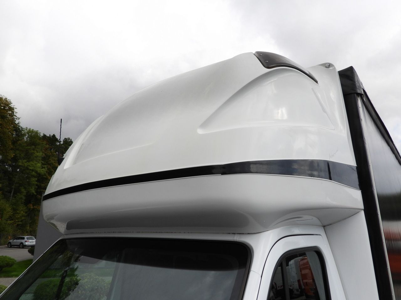 Furgoneta con caja de lona RENAULT MASTER TARPAULIN LIFT 9 PALLETS WEBASTO CRUISE CONTROL LED LIGHTS PNEUMATICS AIR CONDITIONING  165HP: foto 21