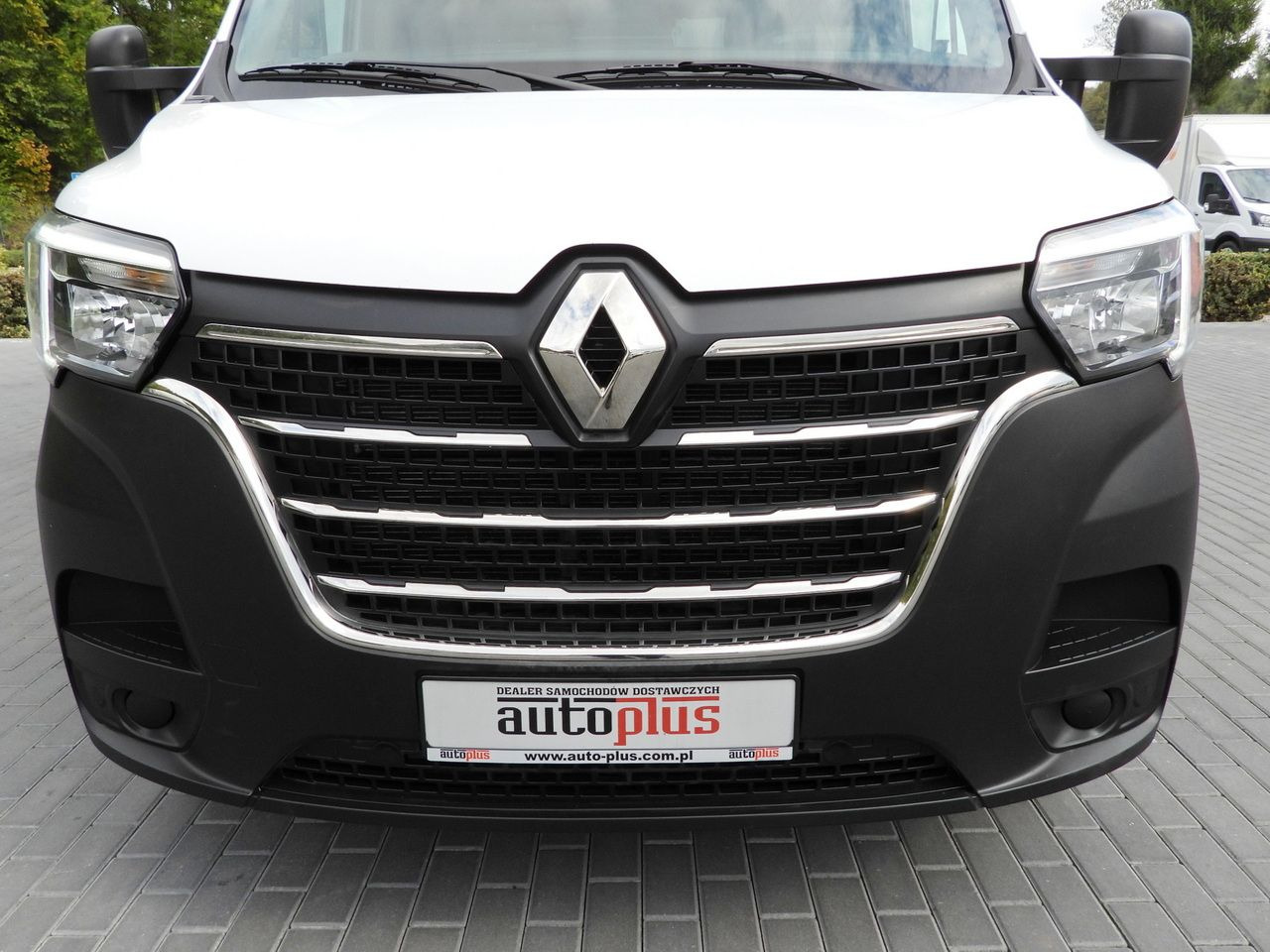 Furgoneta con caja de lona RENAULT MASTER TARPAULIN LIFT 9 PALLETS WEBASTO CRUISE CONTROL LED LIGHTS PNEUMATICS AIR CONDITIONING  165HP: foto 15