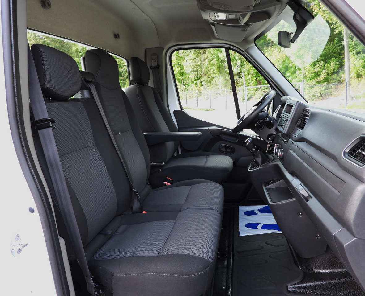 RENAULT MASTER TIPPER CRUISE CONTROL LED LIGHTS TWIN WHEELS AIR CONDITIONING  130HP - Volquete furgoneta: foto 2 RENAULT MASTER TIPPER CRUISE CONTROL LED LIGHTS TWIN WHEELS AIR CONDITIONING  130HP - Volquete furgoneta: foto 2