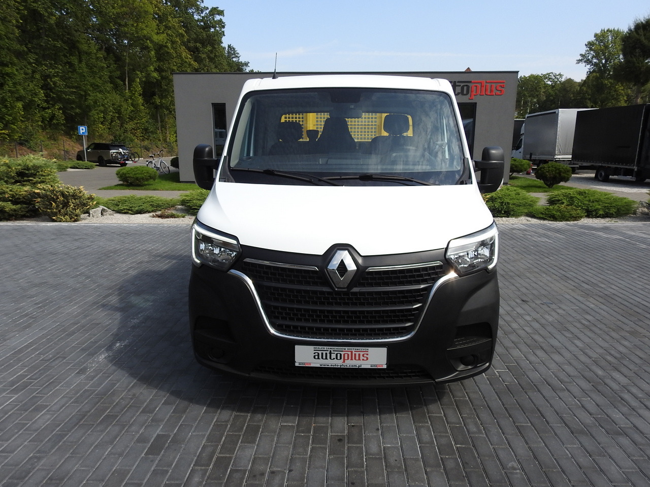 RENAULT MASTER TIPPER CRUISE CONTROL NAVIGATION AIR CONDITIONING LED LIGHTS TWIN WHEELS LOAD WEIGHT 145HP - Volquete furgoneta: foto 5 RENAULT MASTER TIPPER CRUISE CONTROL NAVIGATION AIR CONDITIONING LED LIGHTS TWIN WHEELS LOAD WEIGHT 145HP - Volquete furgoneta: foto 5