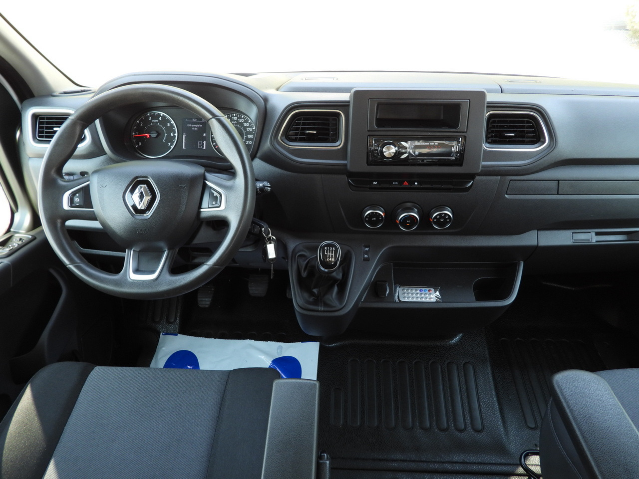 Volquete furgoneta RENAULT MASTER TIPPER DOUBLE CABIN DOKA 6 SEATS CRUISE CONTROL LED LIGHTS TWIN WHEELS AIR CONDITIONING  130HP: foto 26