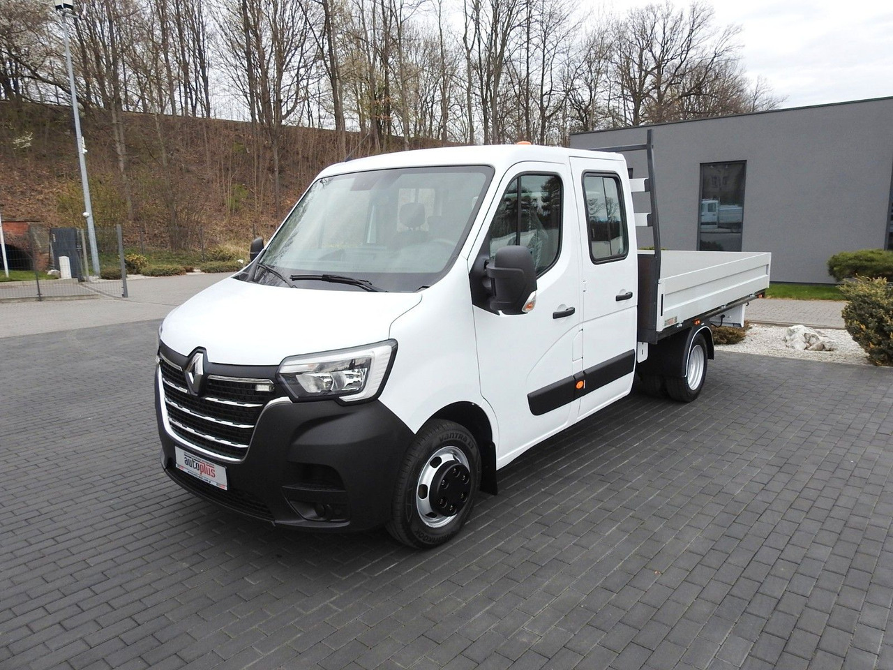 Renault MASTER PRITSCHE DOPPELKABINE DOKA 7 SITZE A/C - Caja abierta furgoneta, Furgoneta combi: foto 5 Renault MASTER PRITSCHE DOPPELKABINE DOKA 7 SITZE A/C - Caja abierta furgoneta, Furgoneta combi: foto 5
