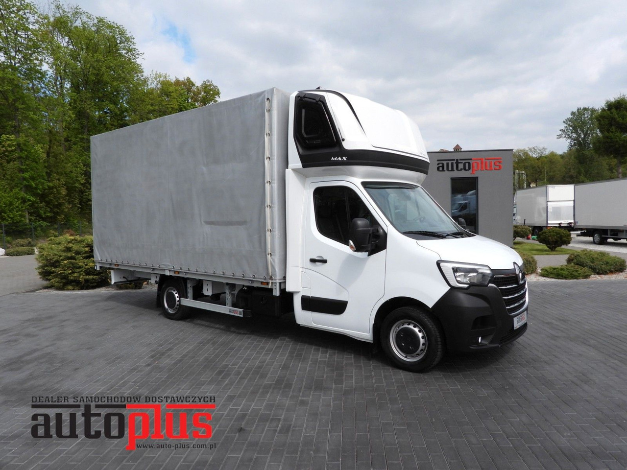 Renault MASTER PRITSCHE PLANE 10 PALETTEN WEBASTO A/C - Furgoneta con caja de lona: foto 1 Renault MASTER PRITSCHE PLANE 10 PALETTEN WEBASTO A/C - Furgoneta con caja de lona: foto 1