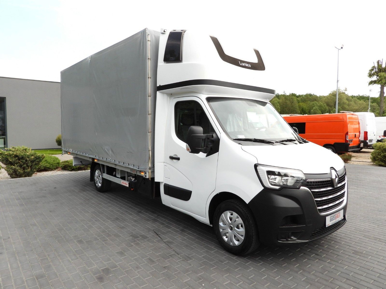 Renault MASTER PRITSCHE PLANE 10 PALETTEN WEBASTO A/C - Furgoneta con caja de lona: foto 4 Renault MASTER PRITSCHE PLANE 10 PALETTEN WEBASTO A/C - Furgoneta con caja de lona: foto 4