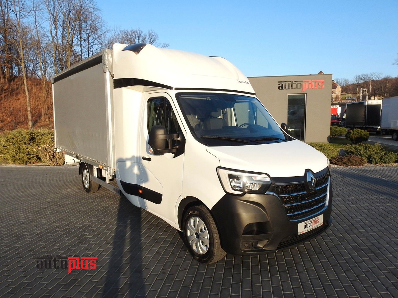 Renault MASTER PRITSCHE PLANE 8 PALETTEN WEBASTO - Furgoneta con caja de lona, Furgoneta combi: foto 1 Renault MASTER PRITSCHE PLANE 8 PALETTEN WEBASTO - Furgoneta con caja de lona, Furgoneta combi: foto 1