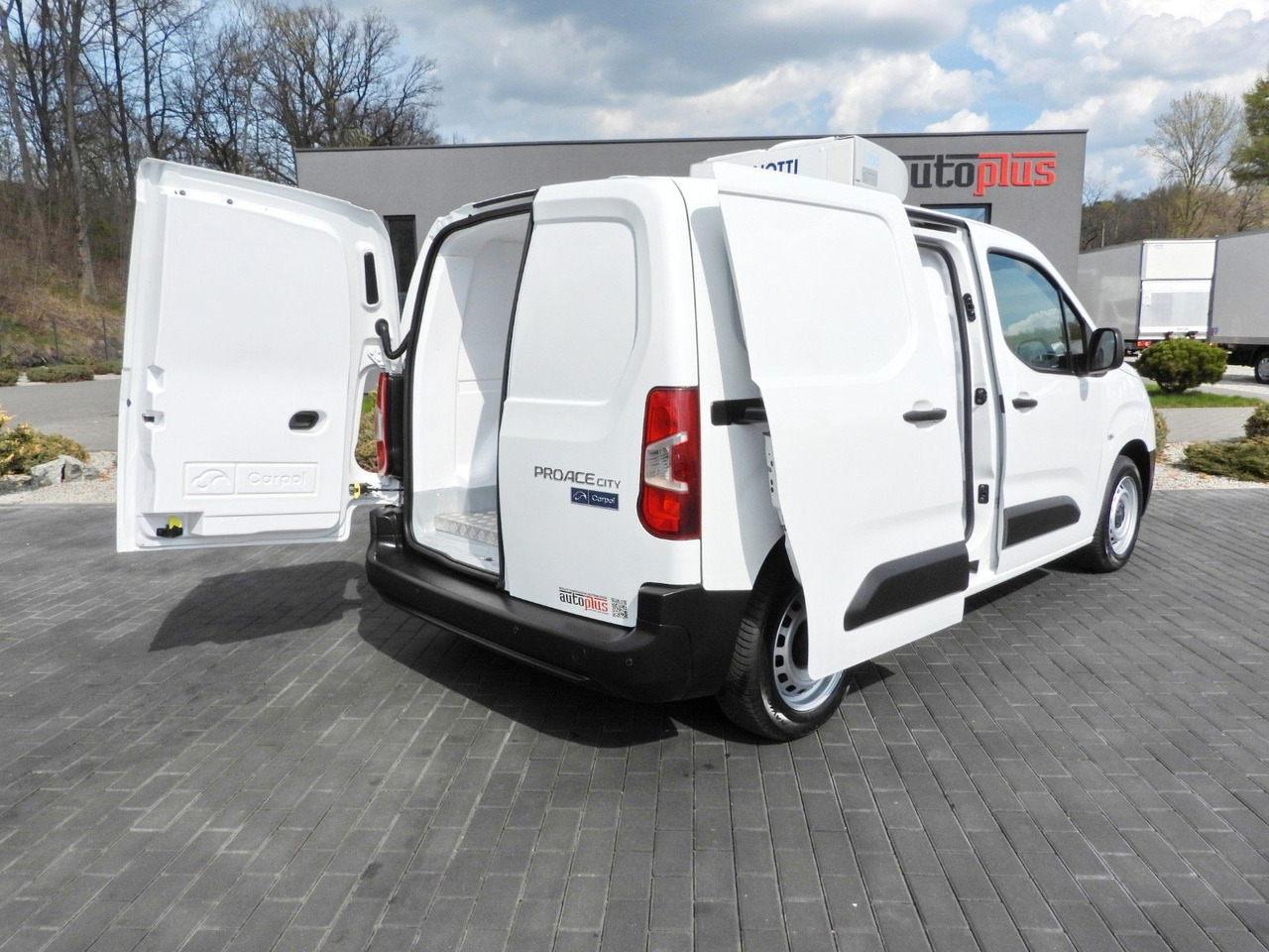 Toyota PROACE CITY KÜHLKASTENWAGEN -15*C - Furgoneta frigorifica: foto 3 Toyota PROACE CITY KÜHLKASTENWAGEN -15*C - Furgoneta frigorifica: foto 3