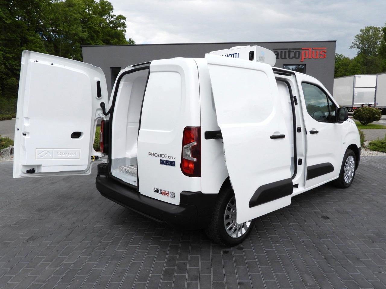 Toyota PROACE CITY KÜHLKASTENWAGEN -15*C TEMPOMAT A/C - Furgoneta frigorifica: foto 3 Toyota PROACE CITY KÜHLKASTENWAGEN -15*C TEMPOMAT A/C - Furgoneta frigorifica: foto 3