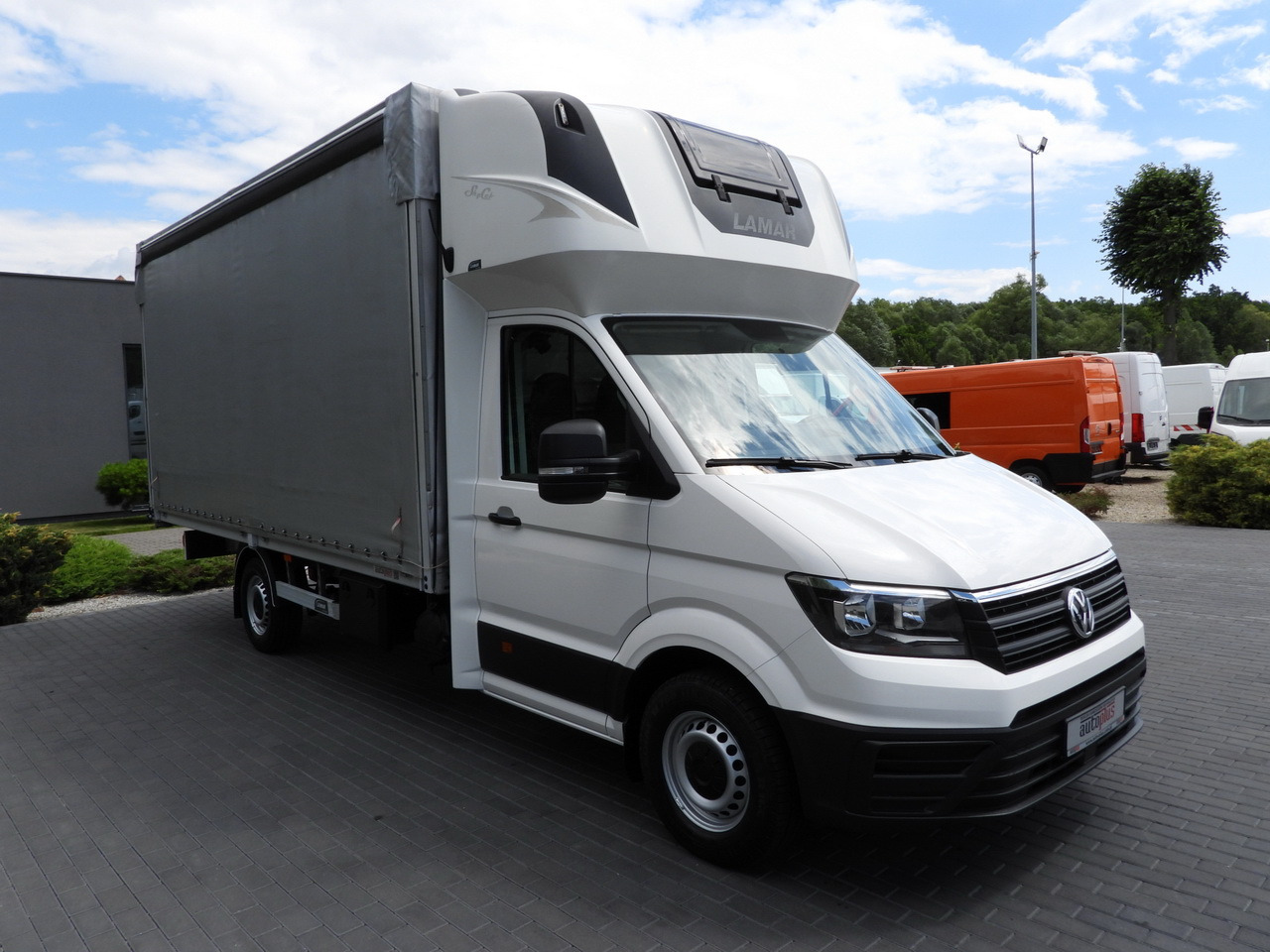 VOLKSWAGEN CRAFTER TARPAULIN 10 PALLETS WEBASTO CRUISE CONTROL AIR CONDITIONING 180HP - Furgoneta con caja de lona: foto 4 VOLKSWAGEN CRAFTER TARPAULIN 10 PALLETS WEBASTO CRUISE CONTROL AIR CONDITIONING 180HP - Furgoneta con caja de lona: foto 4