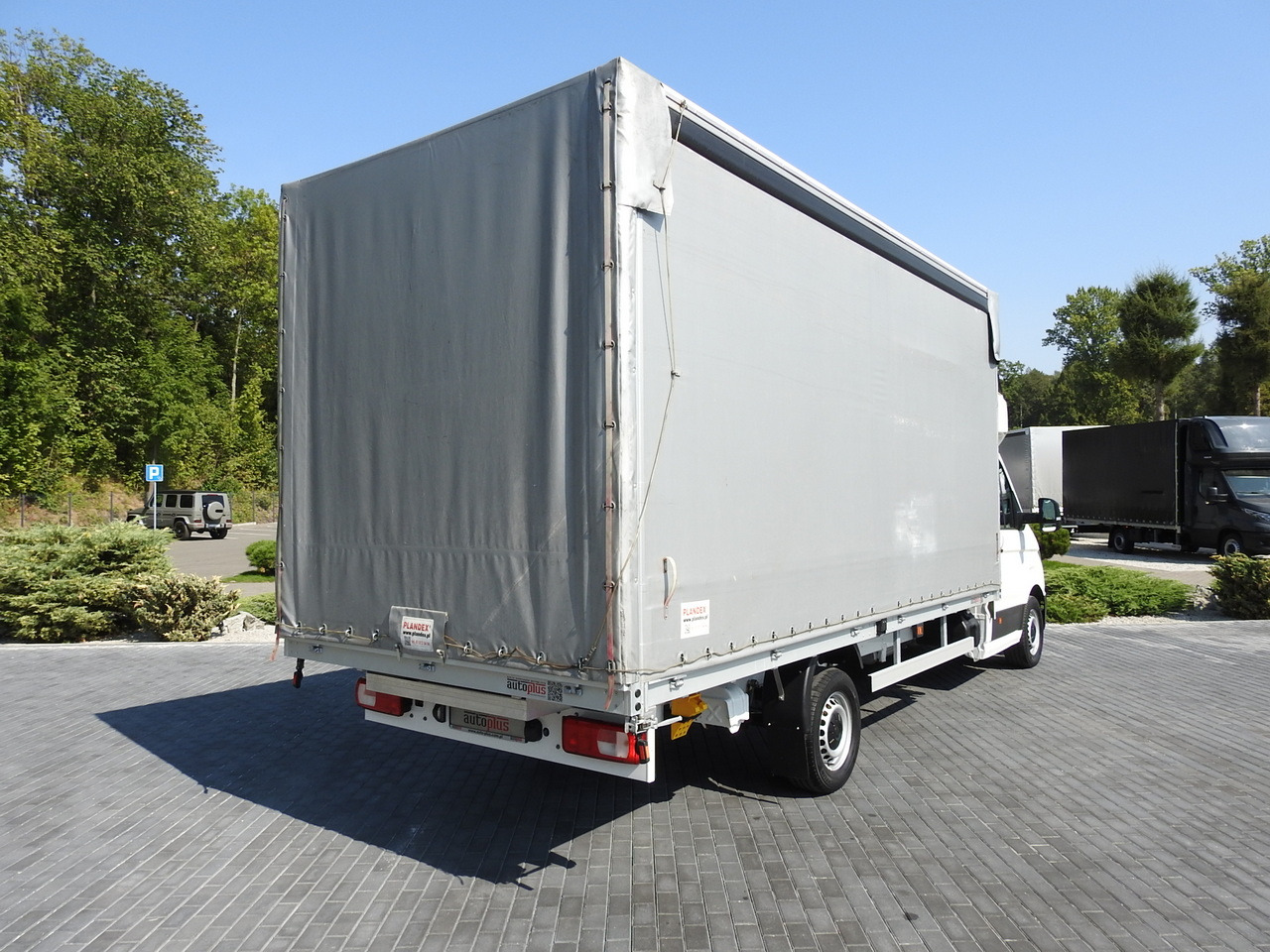 VOLKSWAGEN CRAFTER TARPAULIN 10 PALLETS WEBASTO CRUISE CONTROL AIR CONDITIONING LED LIGHTS 180HP - Furgoneta con caja de lona: foto 3 VOLKSWAGEN CRAFTER TARPAULIN 10 PALLETS WEBASTO CRUISE CONTROL AIR CONDITIONING LED LIGHTS 180HP - Furgoneta con caja de lona: foto 3
