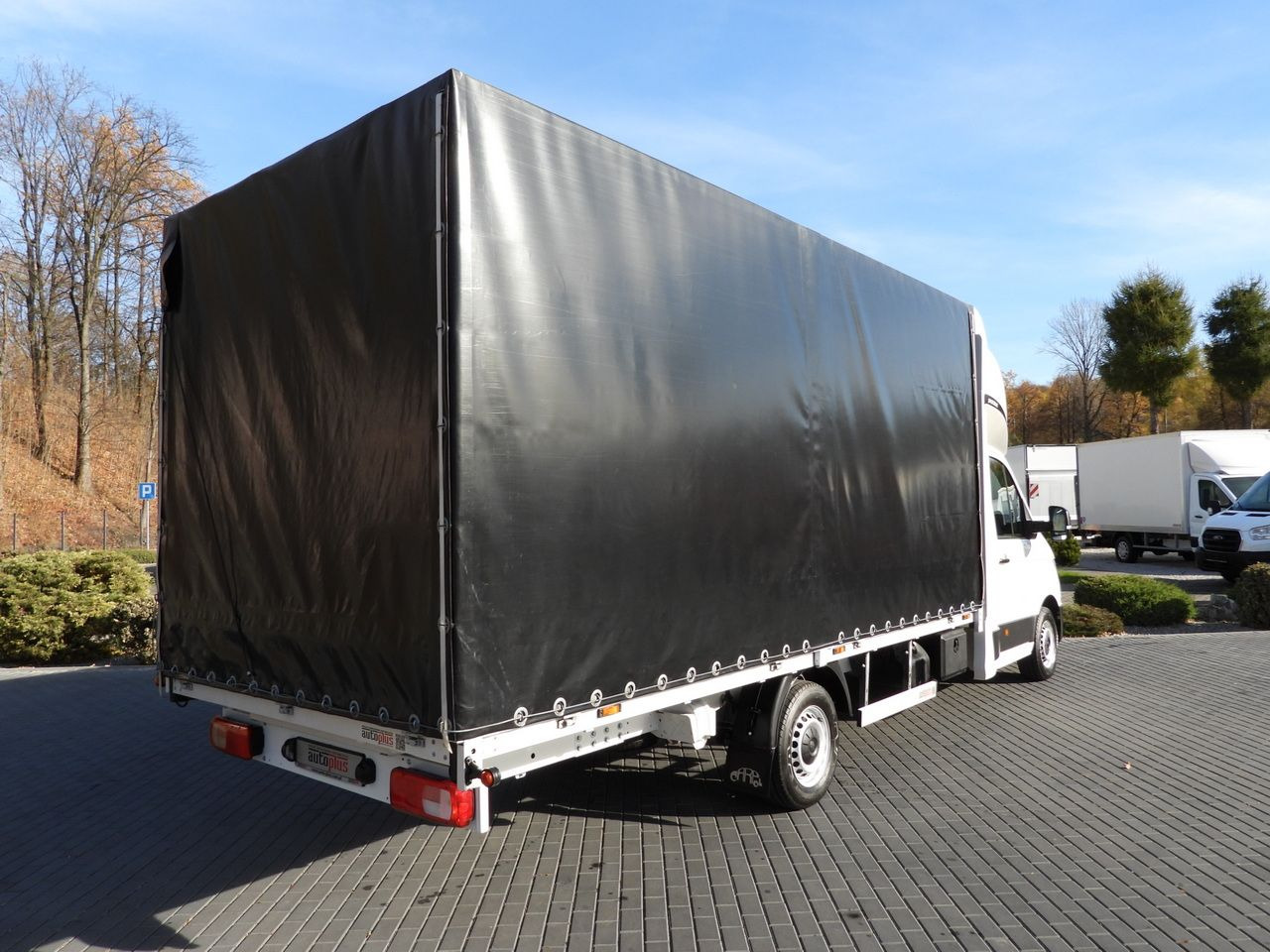 VOLKSWAGEN CRAFTER TARPAULIN 10 PALLETS WEBASTO CRUISE CONTROL LED LIGHTS 180HP - Furgoneta con caja de lona: foto 3 VOLKSWAGEN CRAFTER TARPAULIN 10 PALLETS WEBASTO CRUISE CONTROL LED LIGHTS 180HP - Furgoneta con caja de lona: foto 3