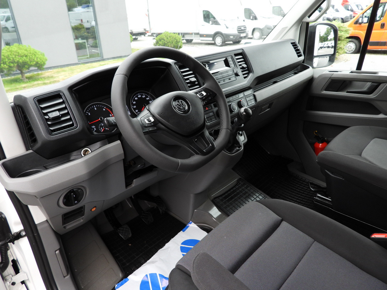 VOLKSWAGEN CRAFTER  TARPAULIN 8 PALLETS WEBASTO CRUISE CONTROL LED LIGHTS AIR CONDITIONING  180HP - Furgoneta con caja de lona: foto 2 VOLKSWAGEN CRAFTER  TARPAULIN 8 PALLETS WEBASTO CRUISE CONTROL LED LIGHTS AIR CONDITIONING  180HP - Furgoneta con caja de lona: foto 2