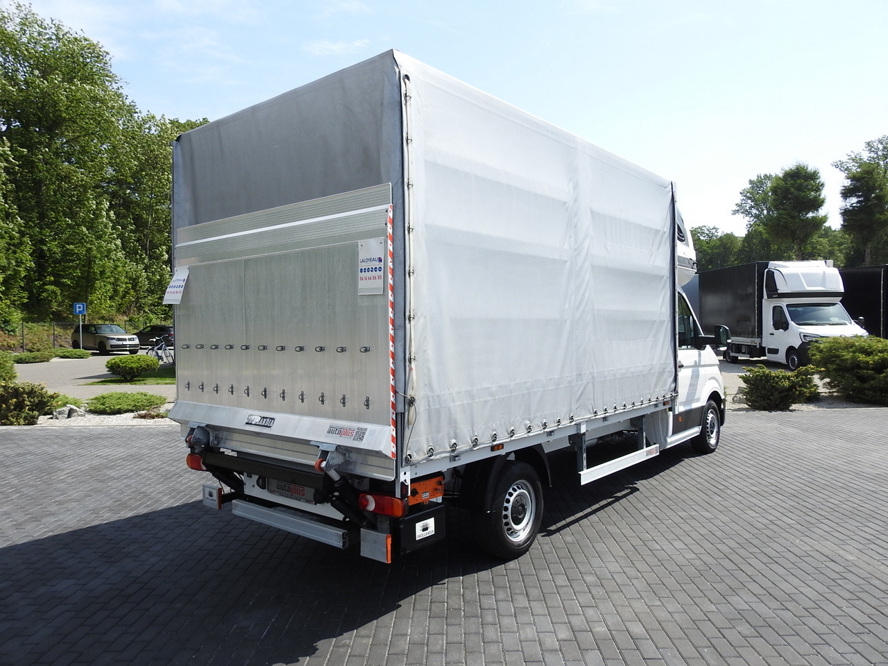 VOLKSWAGEN CRAFTER TARPAULIN LIFT 8 PALLETS WEBASTO CRUISE CONTROL  180HP - Furgoneta con caja de lona: foto 3 VOLKSWAGEN CRAFTER TARPAULIN LIFT 8 PALLETS WEBASTO CRUISE CONTROL  180HP - Furgoneta con caja de lona: foto 3