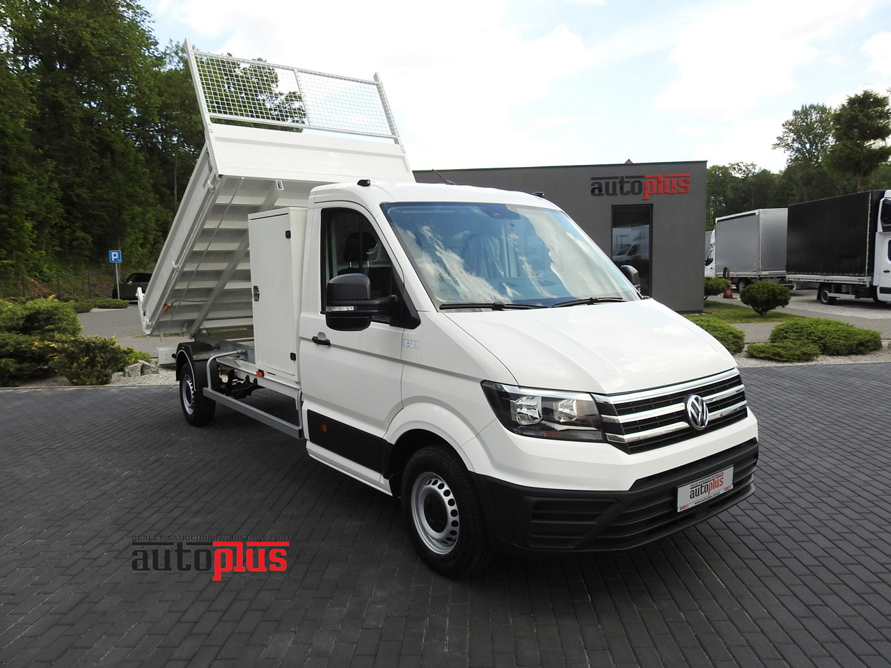 VOLKSWAGEN CRAFTER TIPPER CRUISE CONTROL 100HP - Volquete furgoneta: foto 1 VOLKSWAGEN CRAFTER TIPPER CRUISE CONTROL 100HP - Volquete furgoneta: foto 1