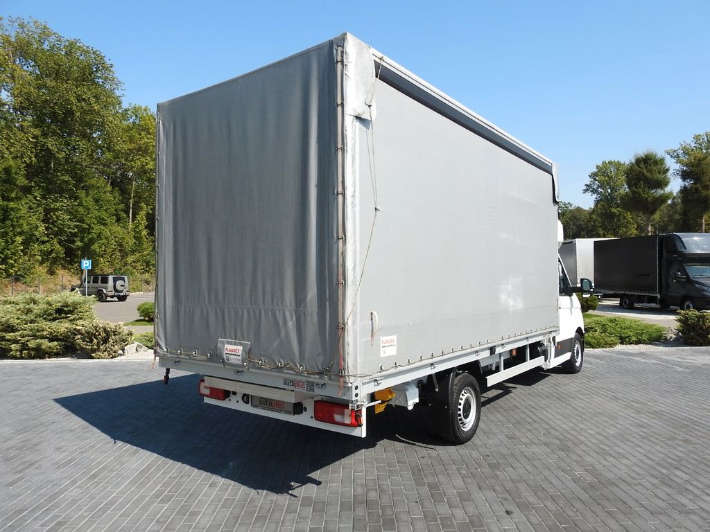 Volkswagen CRAFTER PRITSCHE PLANE 10 PALETTEN WEBASTO - Furgoneta con caja de lona: foto 3 Volkswagen CRAFTER PRITSCHE PLANE 10 PALETTEN WEBASTO - Furgoneta con caja de lona: foto 3