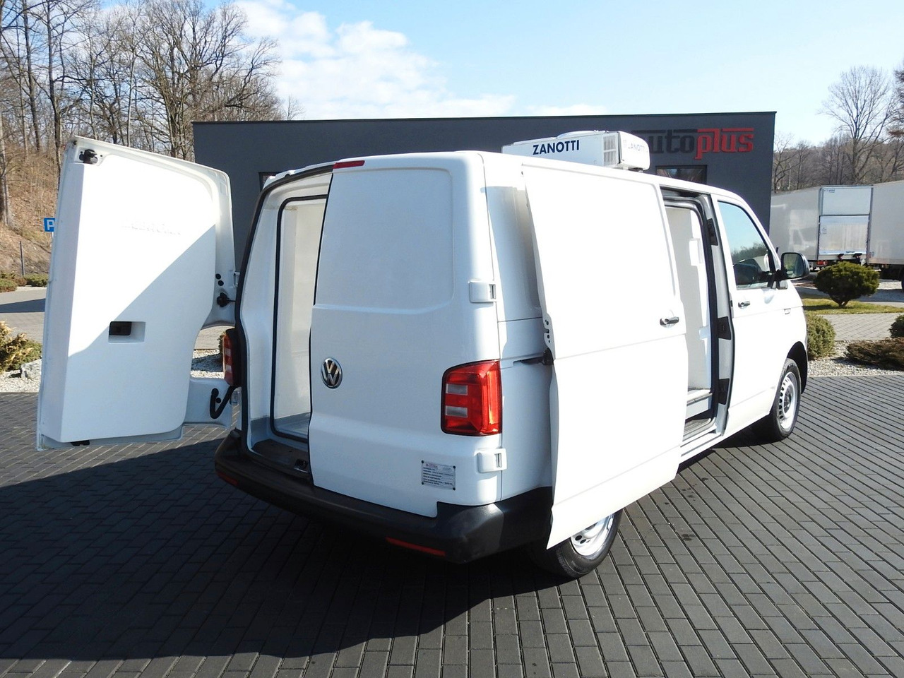 Volkswagen TRANSPORTER T6 KÜHLKASTENWAGEN 0*C TEMPOMAT - Furgoneta frigorifica: foto 3 Volkswagen TRANSPORTER T6 KÜHLKASTENWAGEN 0*C TEMPOMAT - Furgoneta frigorifica: foto 3