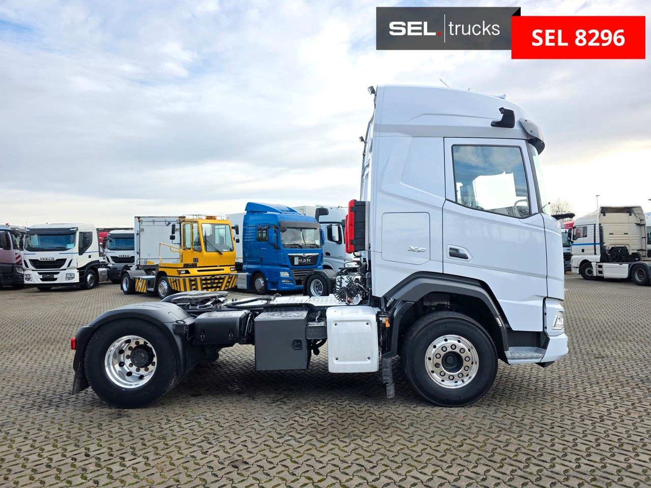DAF XF 450 FT / PTO / Kipphydraulik / ADR / 6E - Cabeza tractora: foto 4 DAF XF 450 FT / PTO / Kipphydraulik / ADR / 6E - Cabeza tractora: foto 4