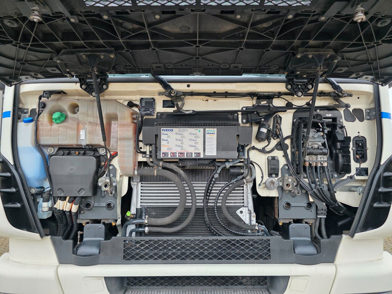 Cabeza tractora Iveco Stralis 460 / ZF Intarder: foto 23