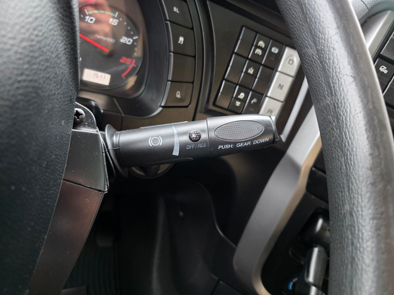 Cabeza tractora Iveco Stralis 460 / ZF Intarder: foto 38