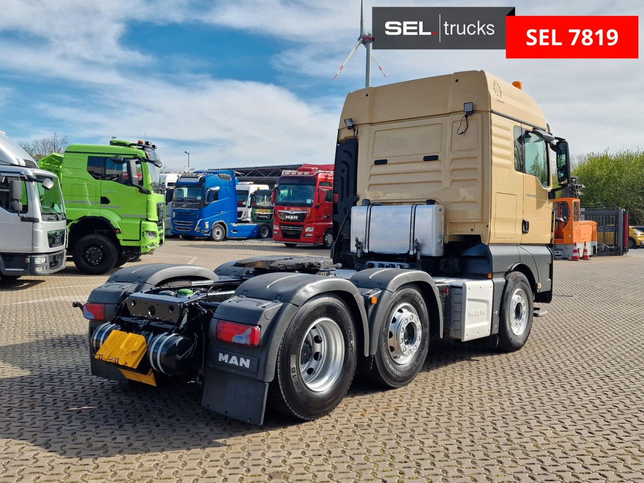 MAN TGX 26.500 6X2/4 BLS / Kipphydraulik / Lenkachse - Cabeza tractora: foto 5 MAN TGX 26.500 6X2/4 BLS / Kipphydraulik / Lenkachse - Cabeza tractora: foto 5