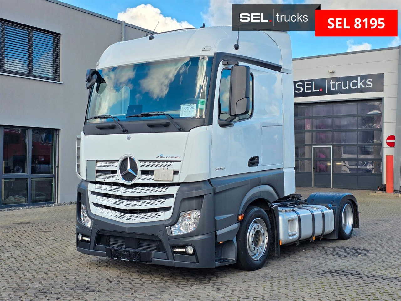 Mercedes-Benz Actros 1845 / Retarder / 2 Tanks / Standklima - Cabeza tractora: foto 1 Mercedes-Benz Actros 1845 / Retarder / 2 Tanks / Standklima - Cabeza tractora: foto 1