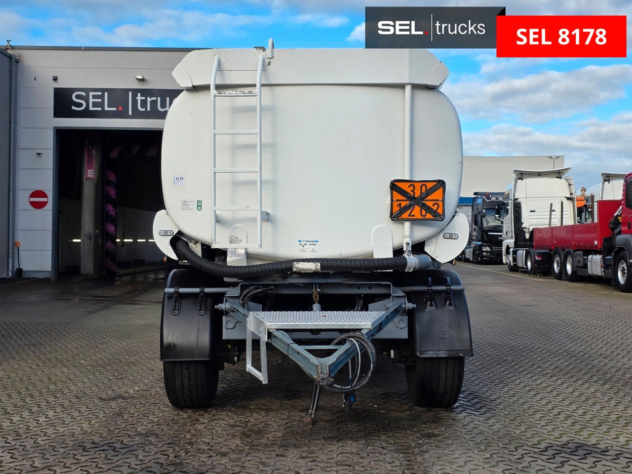 Esterer, Ulrich TA 18.186 /Alu-Felgen /ADR AT / - Remolque cisterna: foto 2 Esterer, Ulrich TA 18.186 /Alu-Felgen /ADR AT / - Remolque cisterna: foto 2