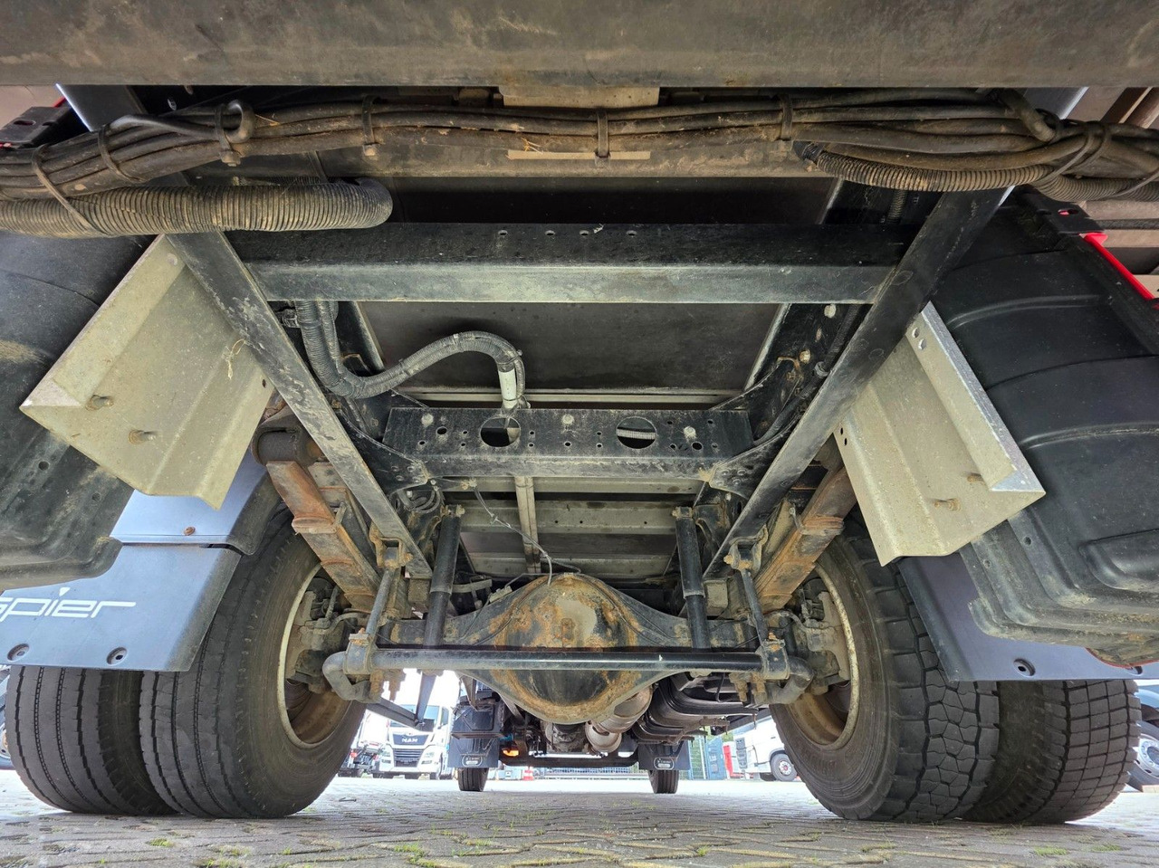 Furgoneta caja cerrada FUSO Canter 9C18 / Ladebordwand / 3 Sitzen: foto 27