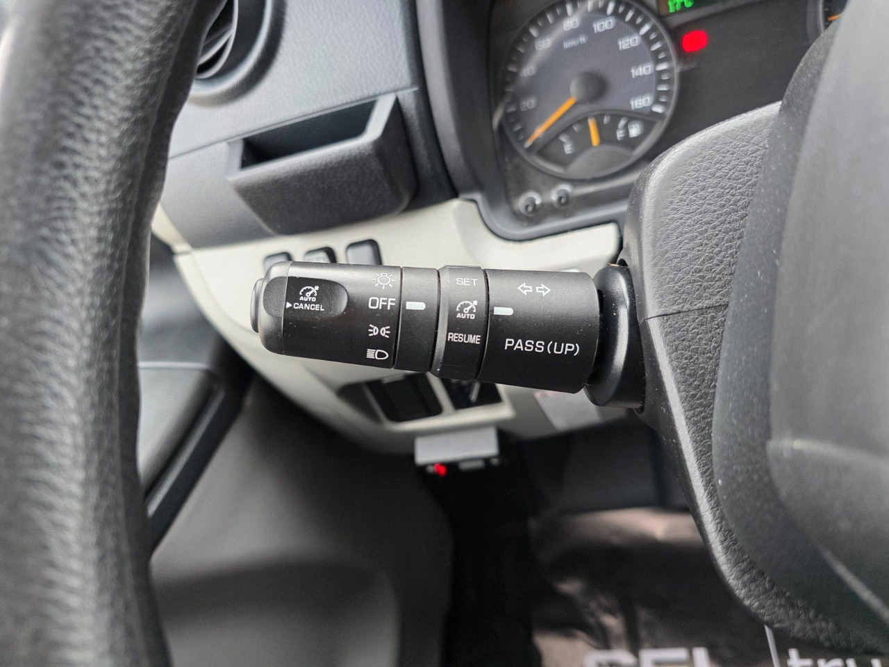 Furgoneta caja cerrada FUSO Canter 9C18 / Ladebordwand / 3 Sitzen: foto 41