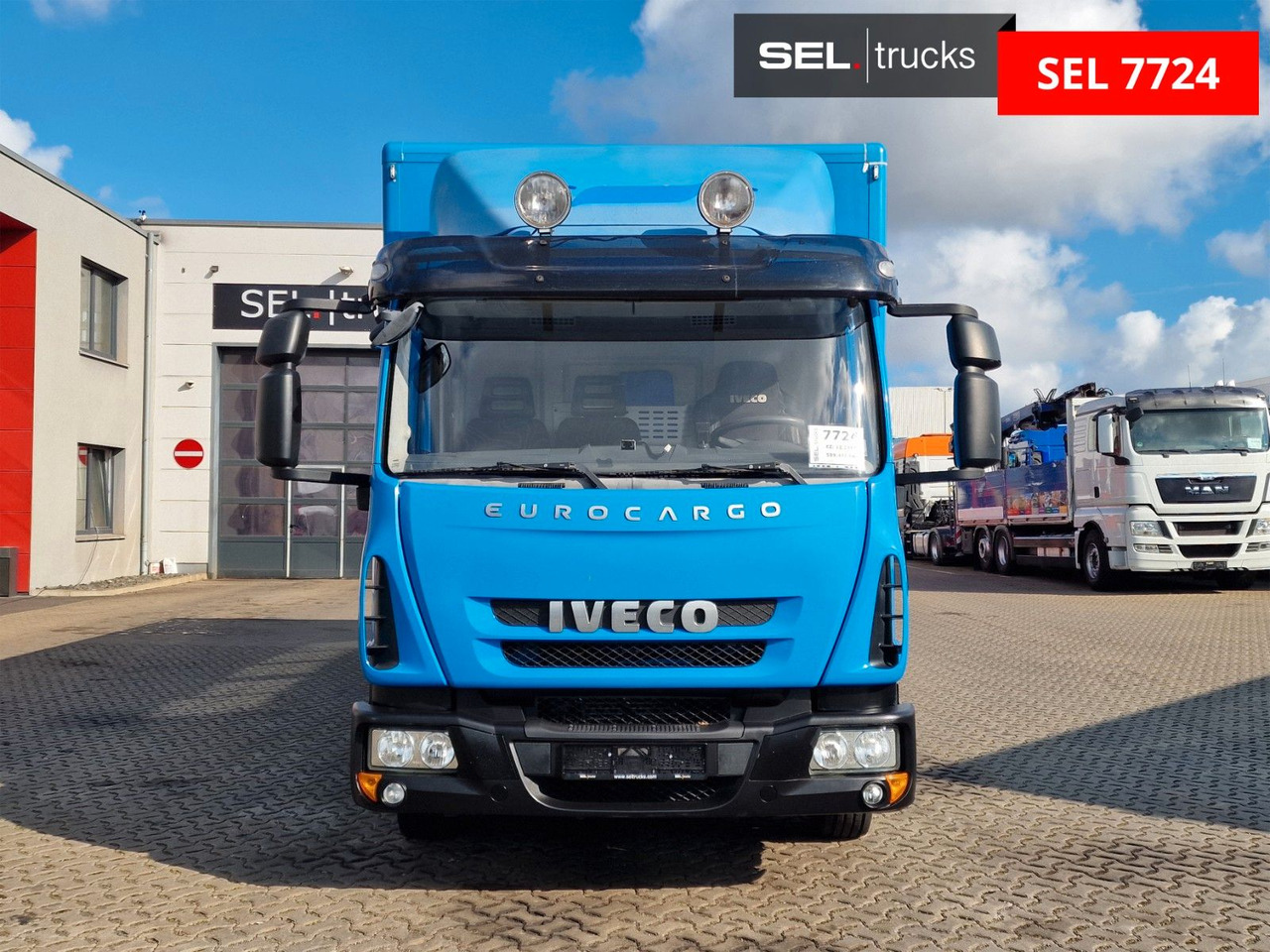 Iveco Eurocargo 100E22 / Ladebordwand / 3 Sitzen - Camión caja cerrada: foto 2 Iveco Eurocargo 100E22 / Ladebordwand / 3 Sitzen - Camión caja cerrada: foto 2