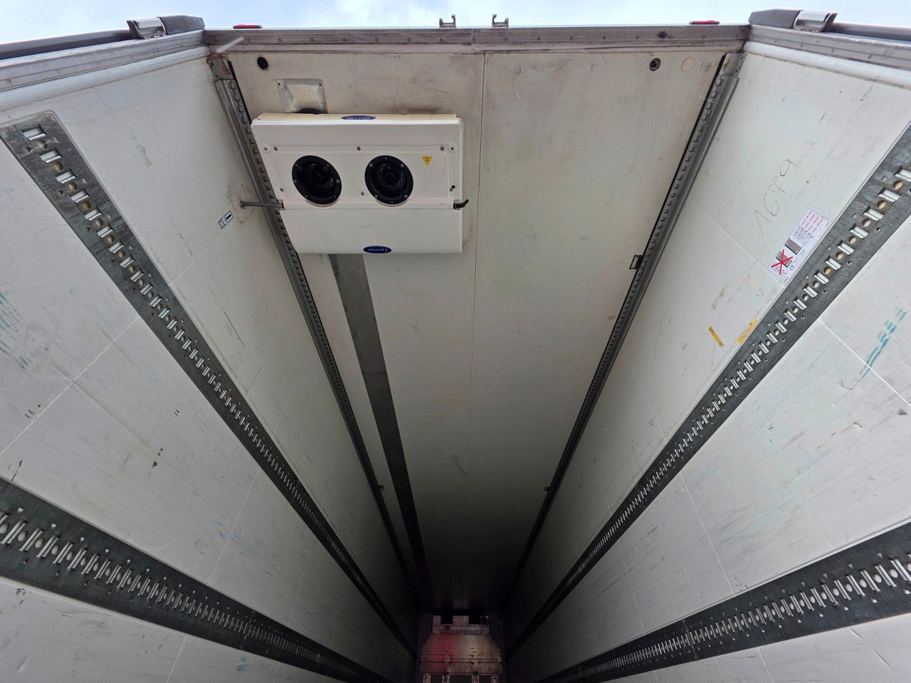 Semirremolque frigorífico Krone SD / Doppelverdampfer/ Vector 1950 Mt / FRC 2022: foto 10 Semirremolque frigorífico Krone SD / Doppelverdampfer/ Vector 1950 Mt / FRC 2022: foto 10