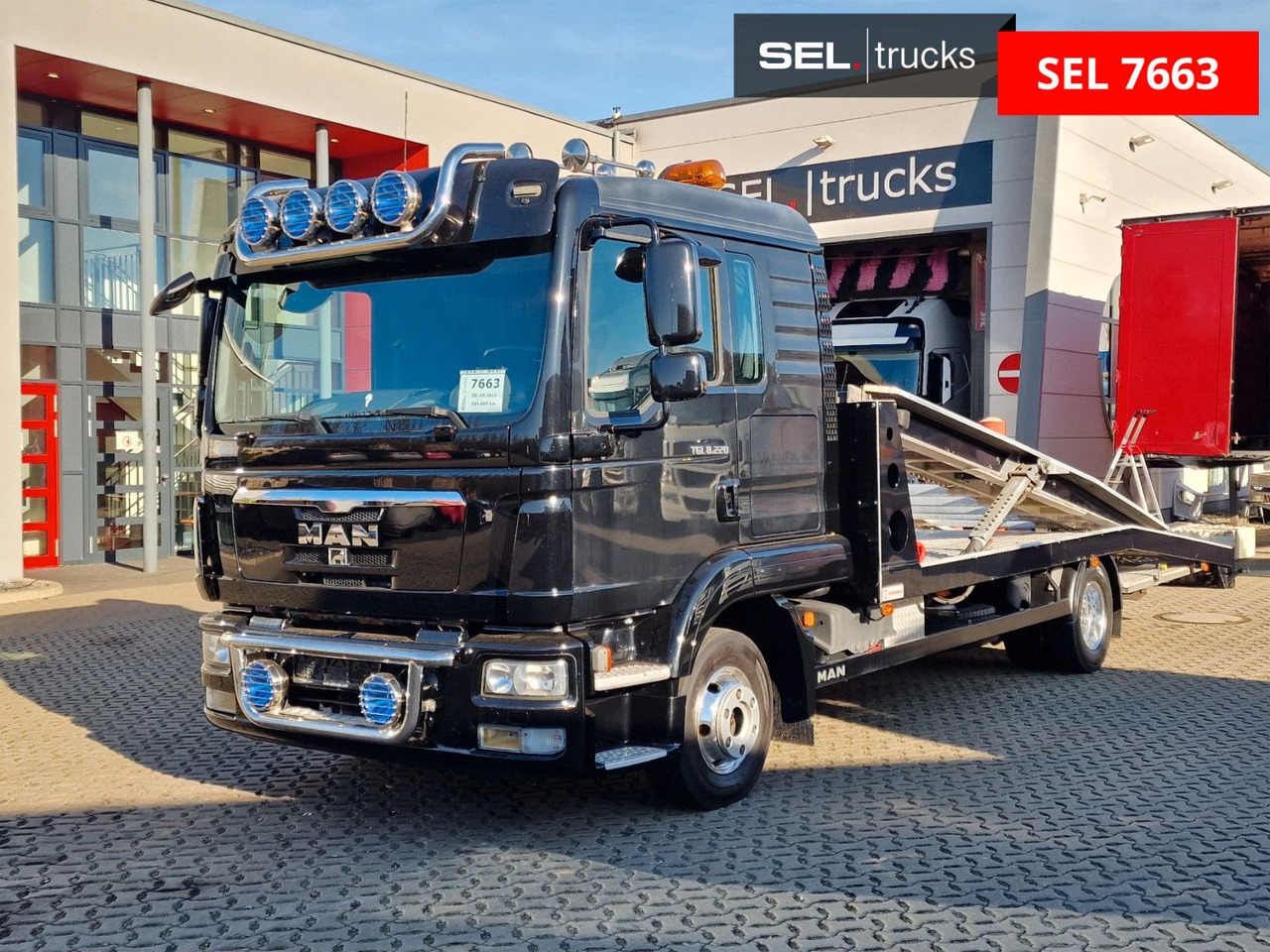 MAN TGL 8.220 4X2 BL / Xenon / Alu-Felgen - Camión portavehículos: foto 1 MAN TGL 8.220 4X2 BL / Xenon / Alu-Felgen - Camión portavehículos: foto 1